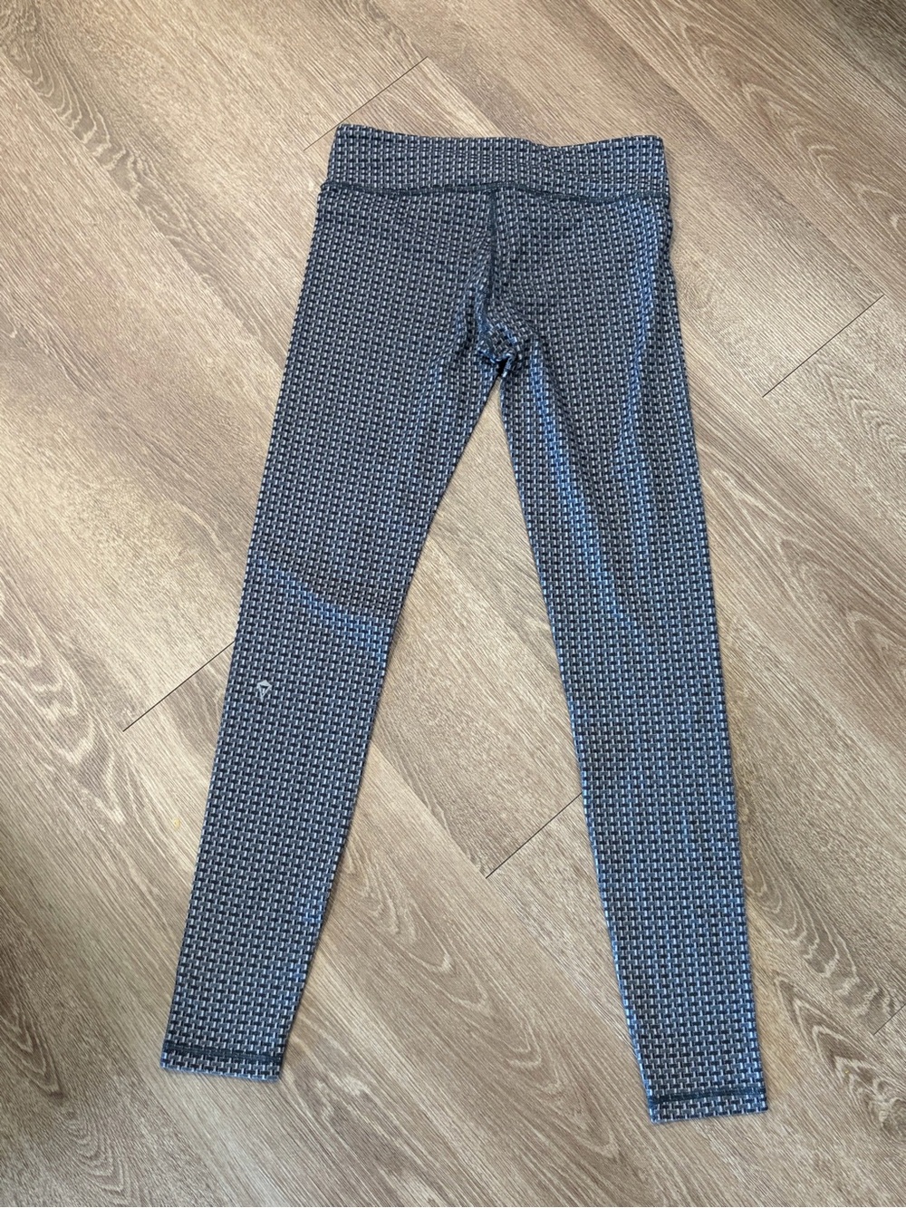 Ivivva Girls' Grey Houndstooth-Style Leggings